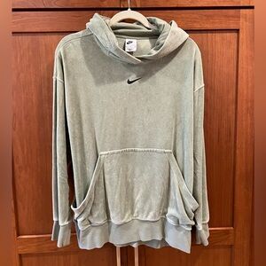 Nike Women’s Terry hooded Sweatshirt